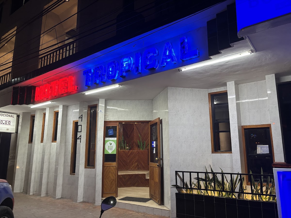 Hotel Tropical